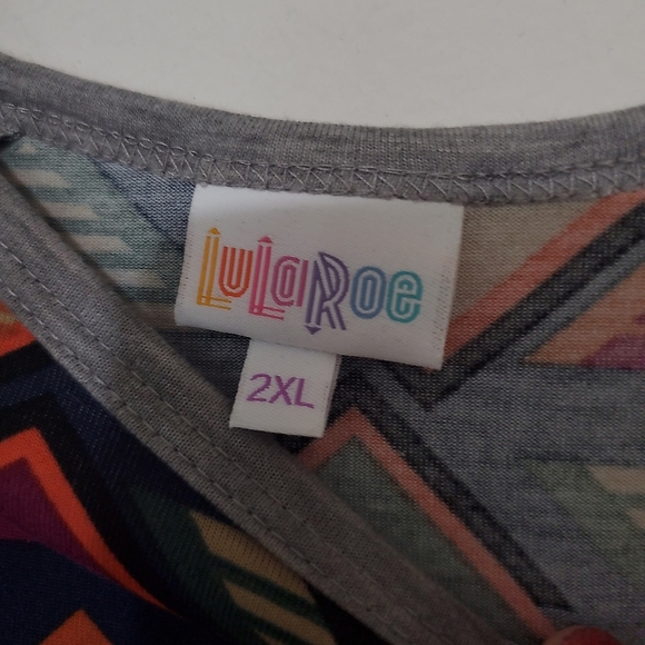 LuLaRoe Randy - Picture 2 of 4